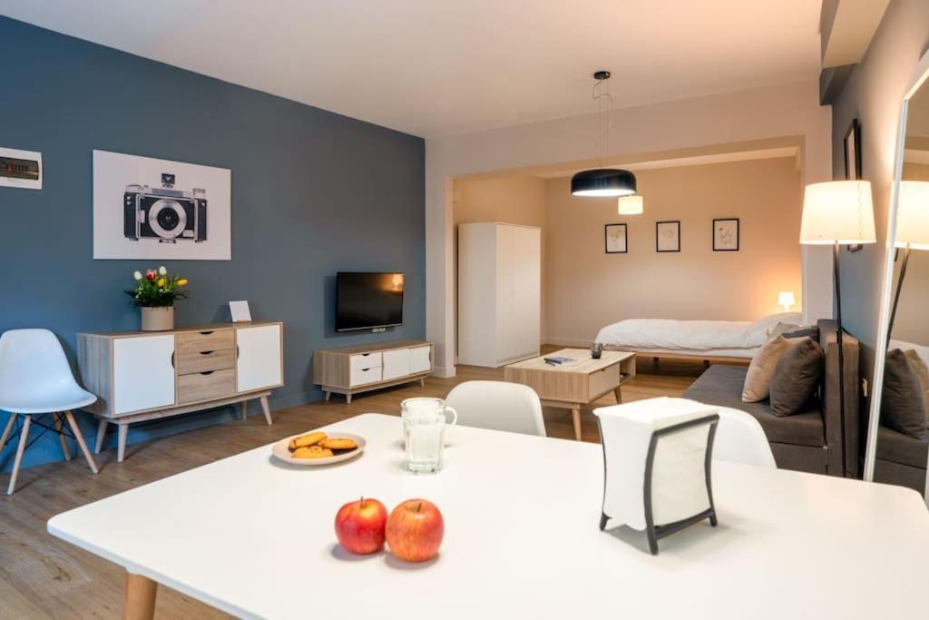 Central, Spacious Studio 5 Min Walk To Acropolis Афины Экстерьер фото