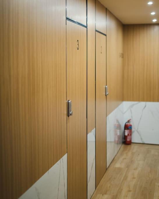 Central, Spacious Studio 5 Min Walk To Acropolis Афины Экстерьер фото
